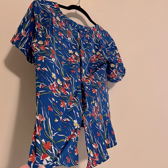 Zara basics flare short sleeve floral blouse - Picture 5 of 5